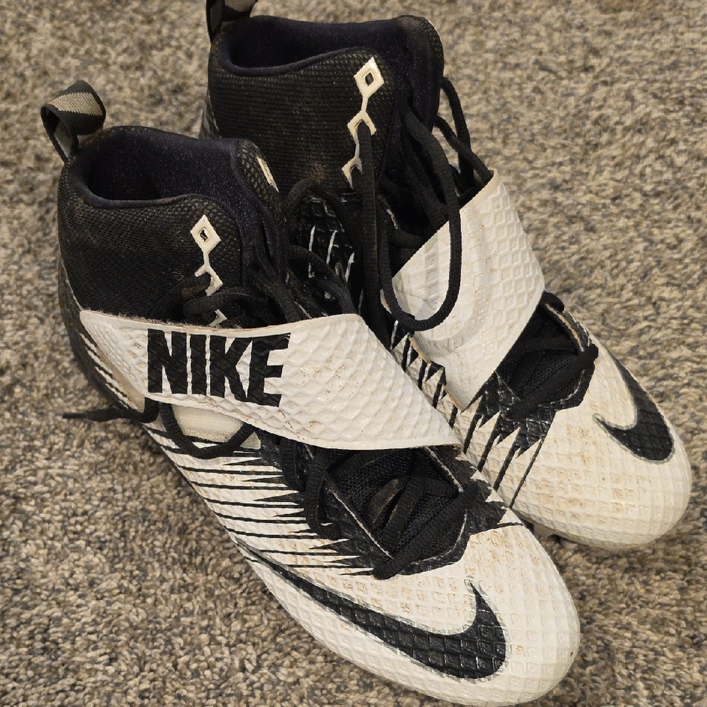 Nike Black and White Textured High-Tops